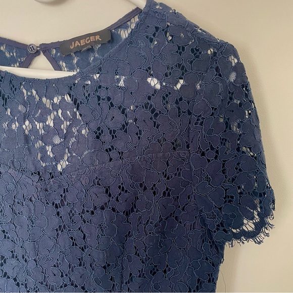 Lace sweatheart neck going out shirt - Picture 2 of 5